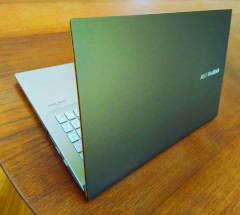 ASUS VivoBook S15 S532FA (rear)