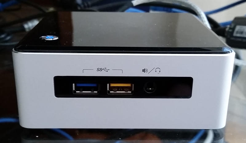 Intel NUC5i5RYH